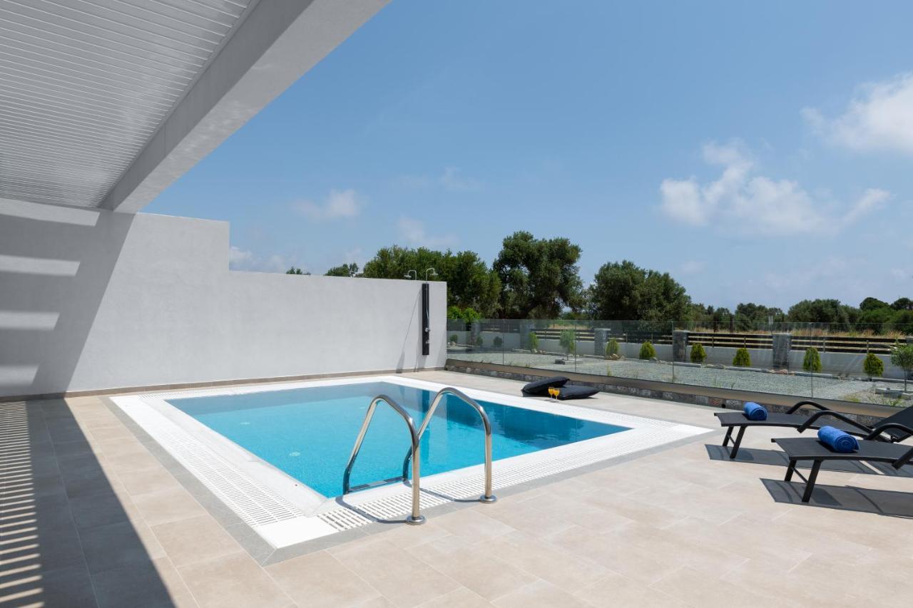Armonia Suites เกนนาดี ภายนอก รูปภาพ